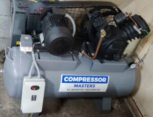 5Hp Heavy Duty Double Cylinder Double Stage Reciprocating Air Compressor mounted on 200 Liter Horizontal Air Receiver