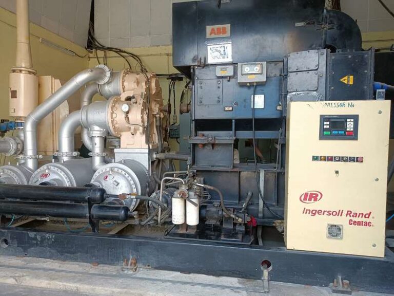 2010 Year Ingersoll Rand 700 KW CENTAC Centrifugal Air Compressor For Sale